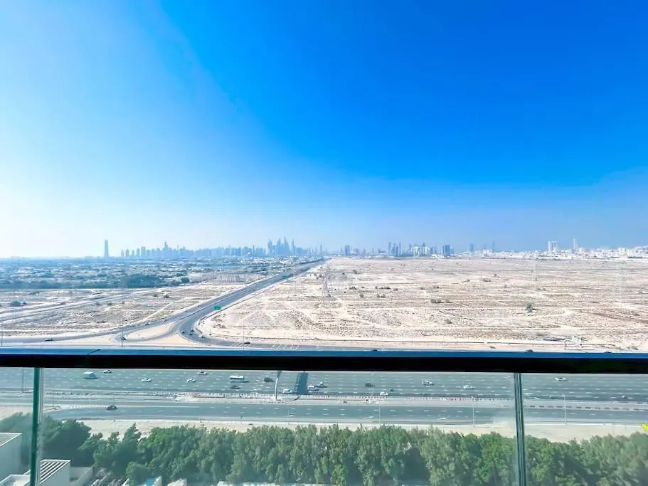 Apartment City Views & Comforts At Binghatti Corner Dubai