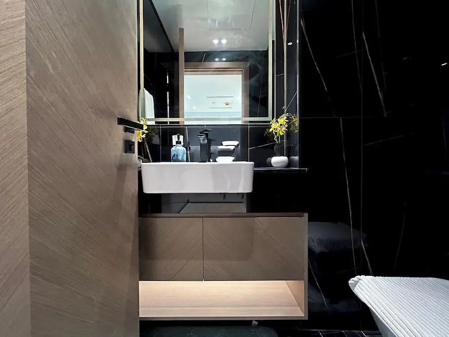 Apartment City Views & Comforts At Binghatti Corner Dubai United Arab Emirates