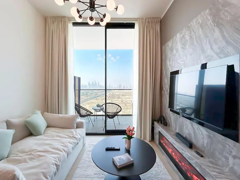 City Views & Comforts At Binghatti Corner Dubai