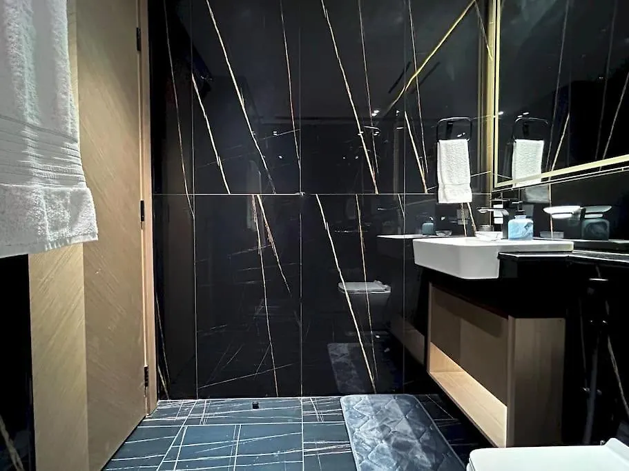 City Views & Comforts At Binghatti Corner Dubai
